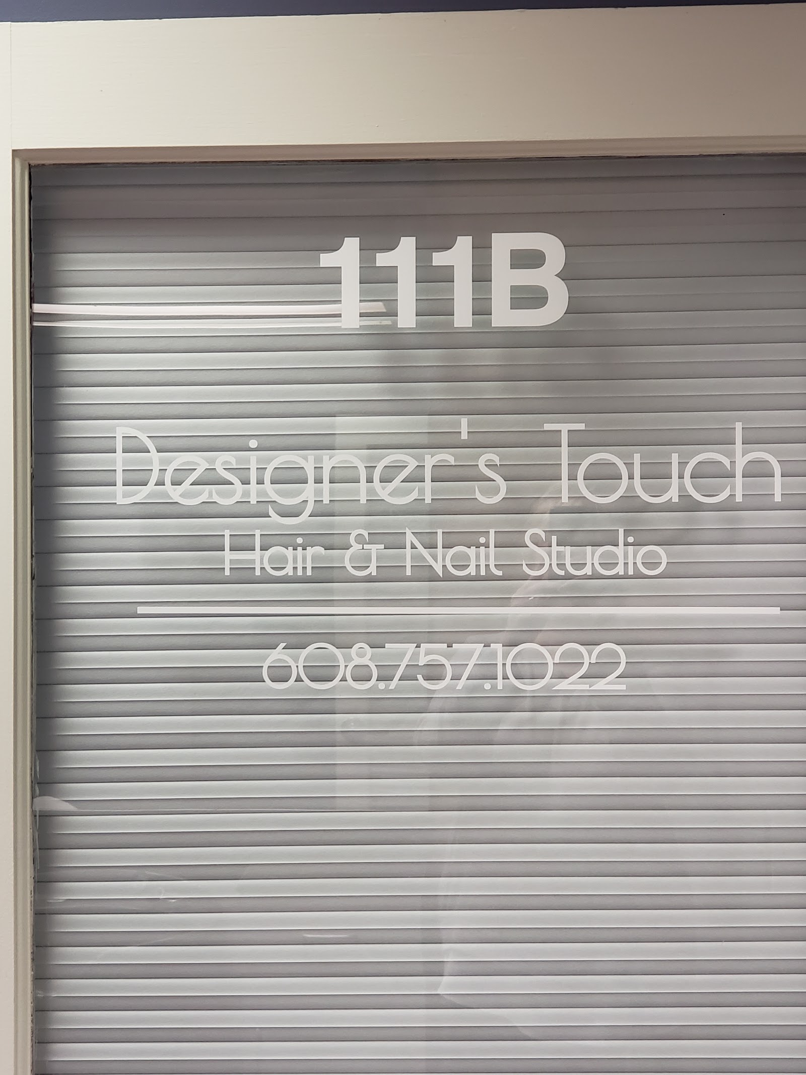 Lauren’s Hair Studio nail photo 2